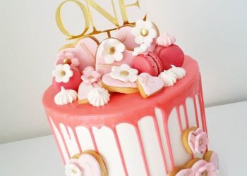 کیک تولد و نامزدی