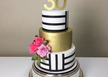 کیک تولد و نامزدی