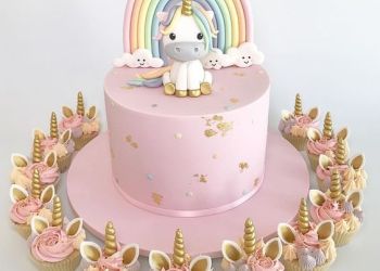 کیک تولد و نامزدی