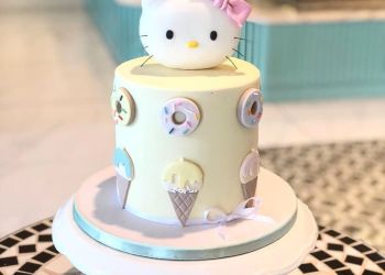 کیک تولد و نامزدی