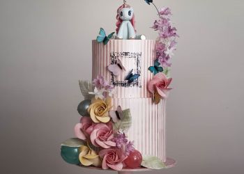 کیک تولد و نامزدی