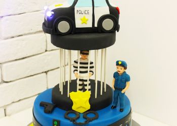 کیک تولد و نامزدی