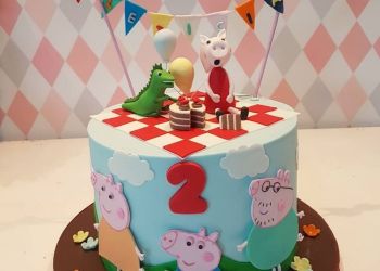 کیک تولد و نامزدی