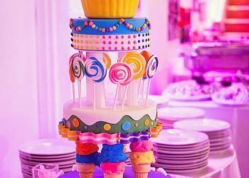 کیک تولد و نامزدی