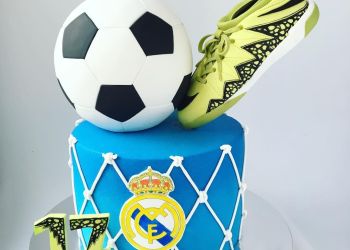 کیک تولد و نامزدی