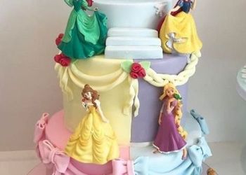 کیک تولد و نامزدی