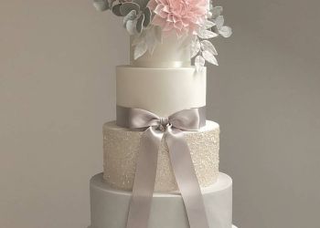 کیک تولد و نامزدی