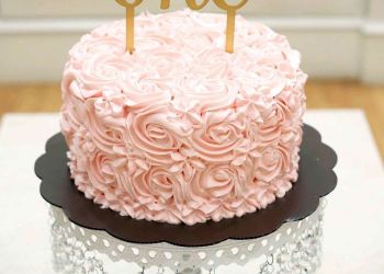 کیک تولد و نامزدی