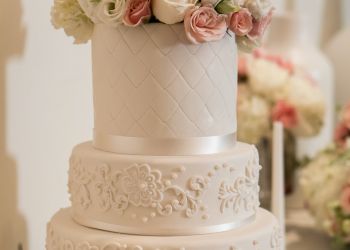 کیک تولد و نامزدی