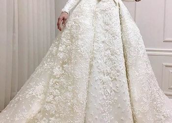 لباس عروس و کفش عروس