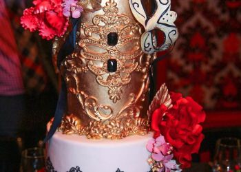 کیک تولد و نامزدی