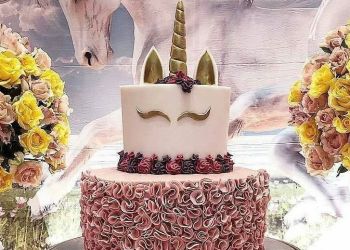 کیک تولد و نامزدی