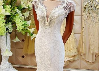 لباس عروس و کفش عروس
