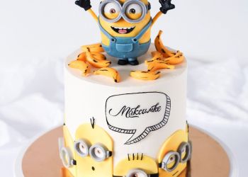 کیک تولد و نامزدی