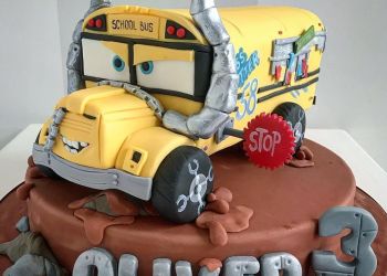 کیک تولد و نامزدی