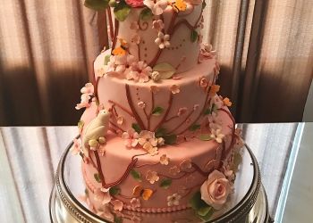 کیک تولد و نامزدی