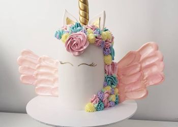 کیک تولد و نامزدی