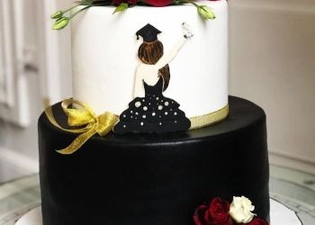 کیک تولد و نامزدی